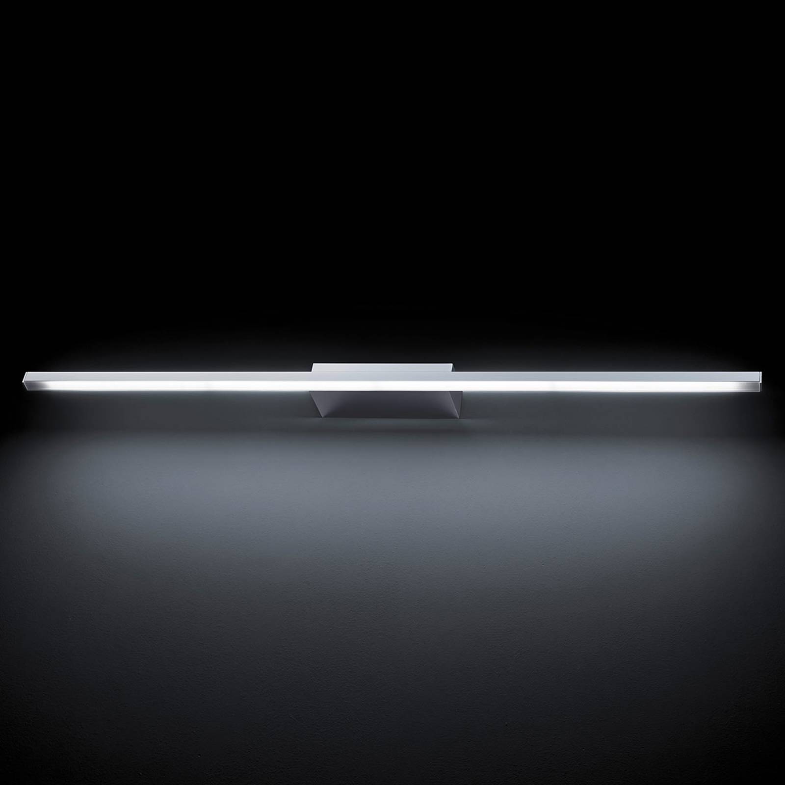GROSSMANN Forte LED-seinävalaisin, kromi 93,6 cm