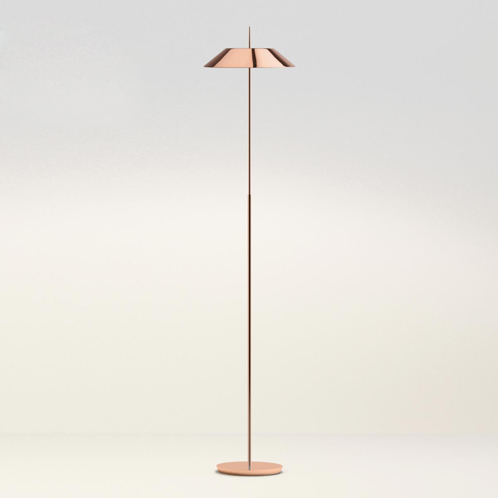 Hienostunut LED-lattiavalaisin Mayfair kuparina