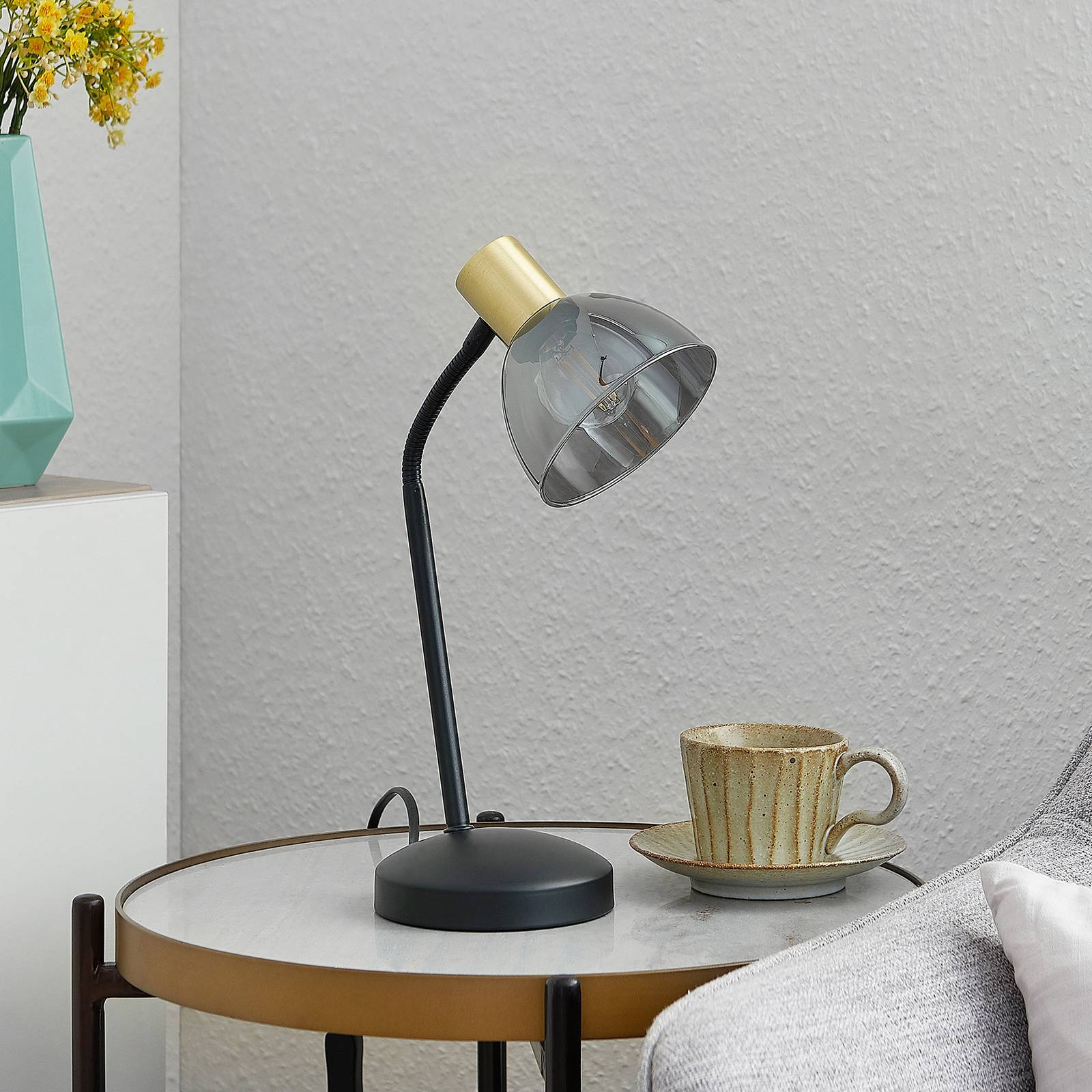 Lindby Aniol -pöytävalaisin lasivarjostimella