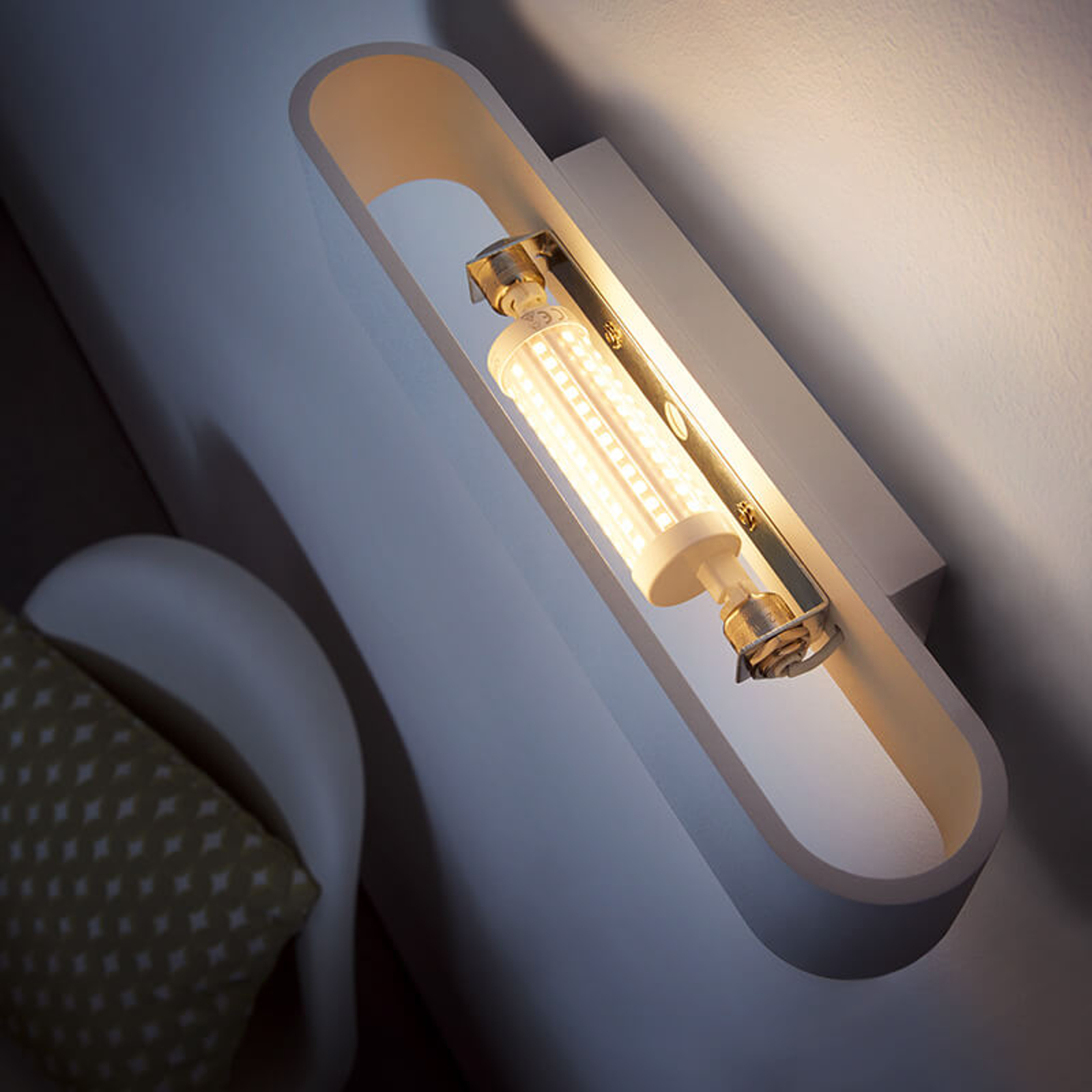 OSRAM-LED-putkilamppu R7s 15W, 2 000 lm
