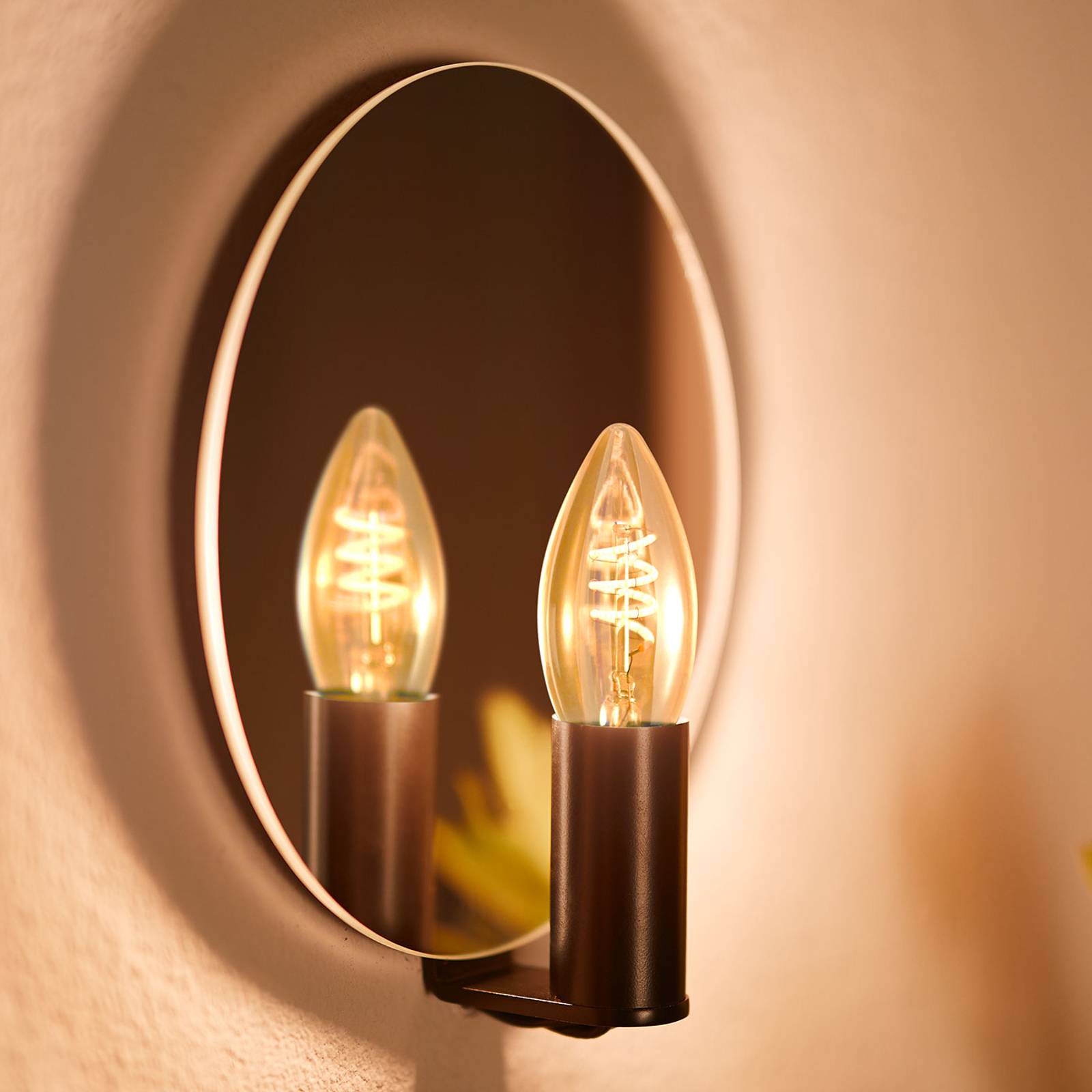 Philips Classic B35 LED-kynttilälamppu E14 3,5 W