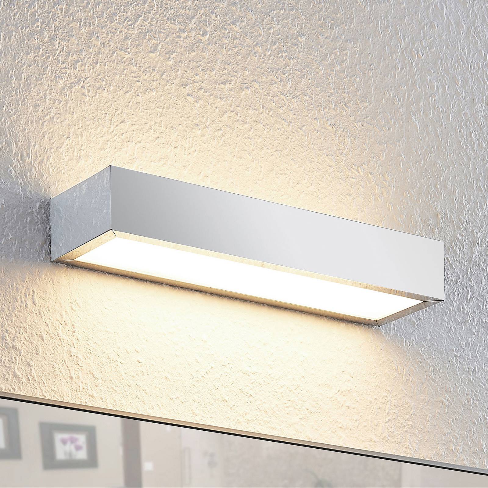 Lindby Layan LED-kylpyhuonevalaisin, kromi, 30 cm