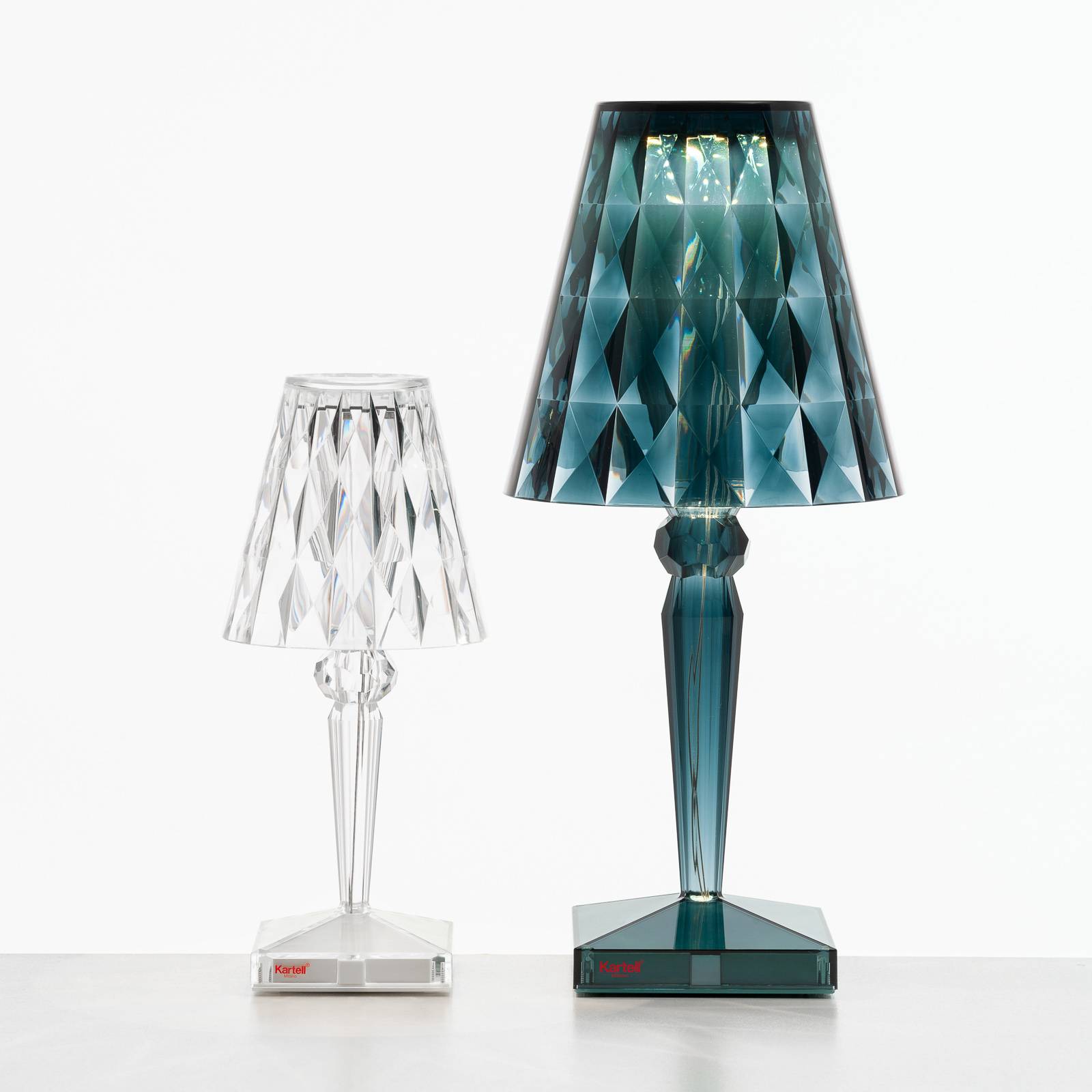 Kartell Big Battery -pöytälamppu IP54, vaal.sin.