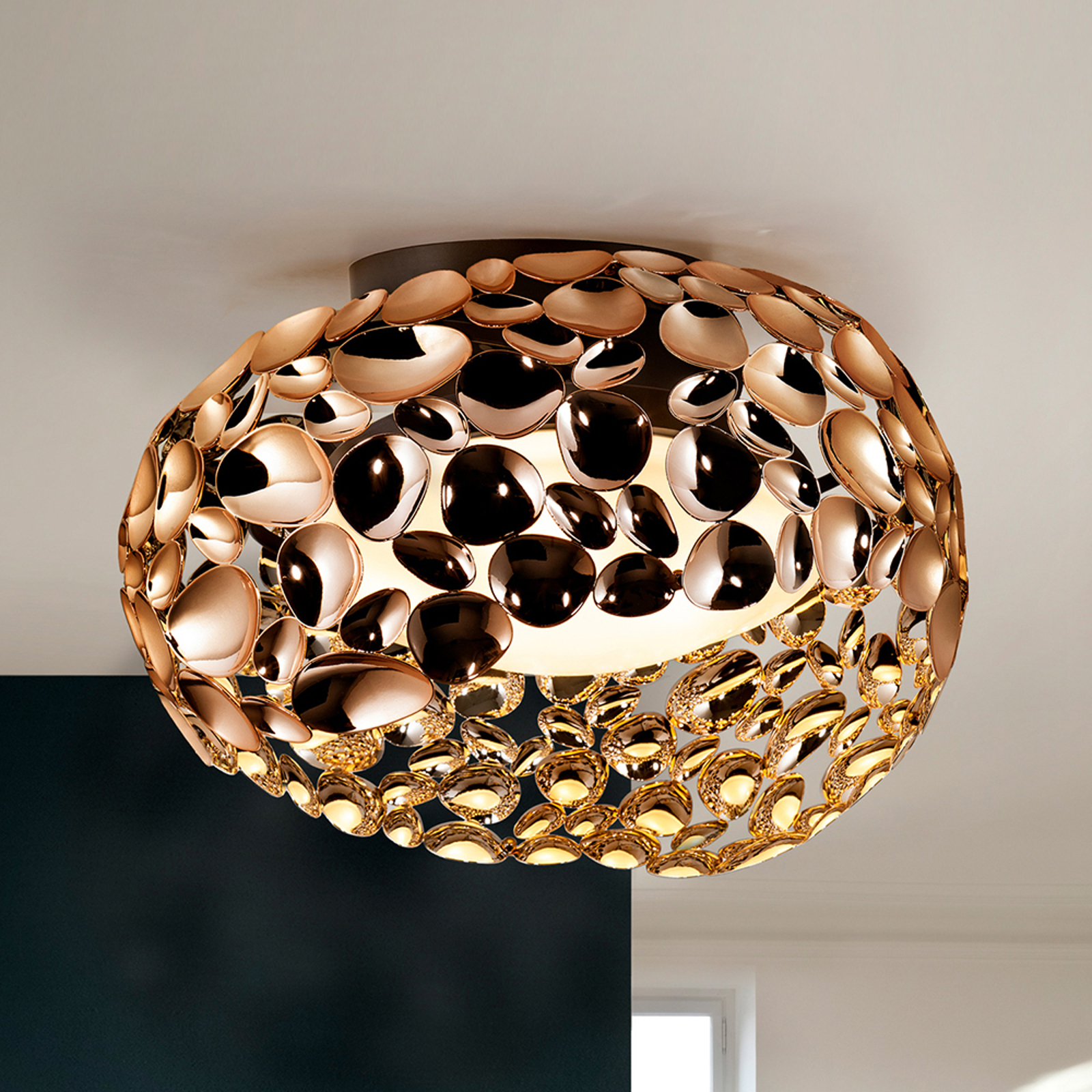 LED-kattovalaisin Narisa, Ø 46 cm, ruusukulta