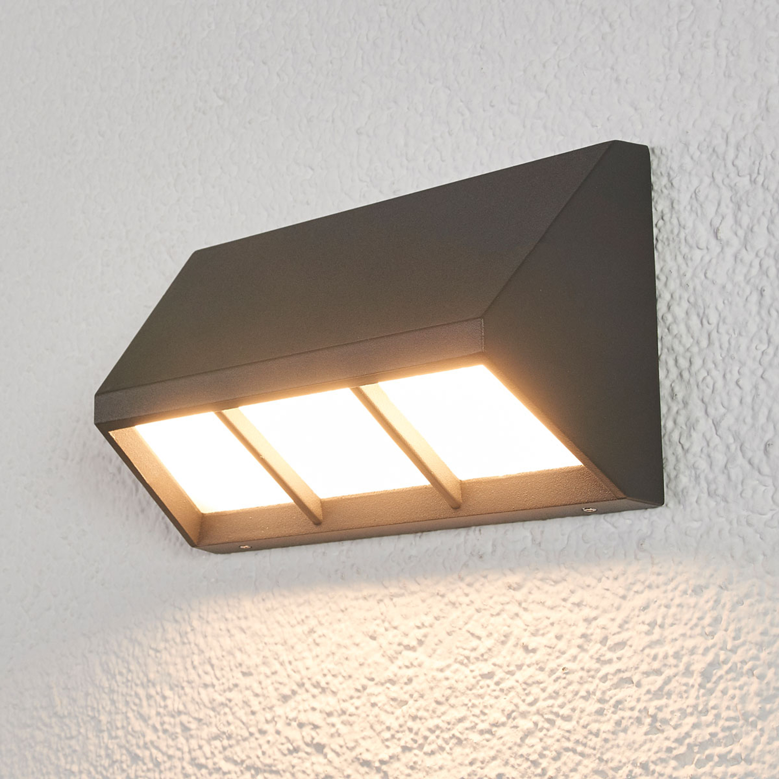 Alaspäin säteilevä LED-ulkovalaisin Cedrick