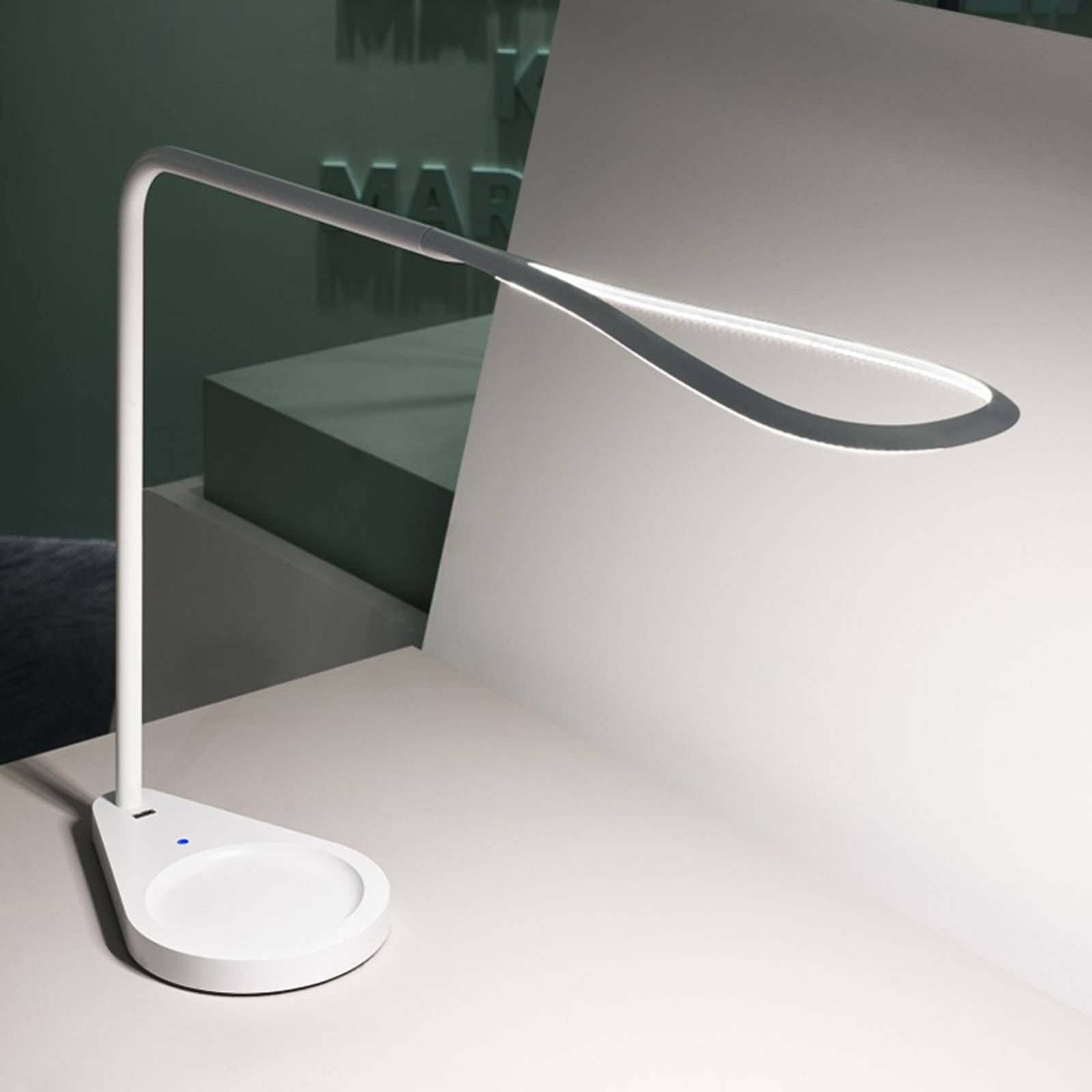 Fontana Arte Kinx -LED-työpöytälamppu, valkoinen