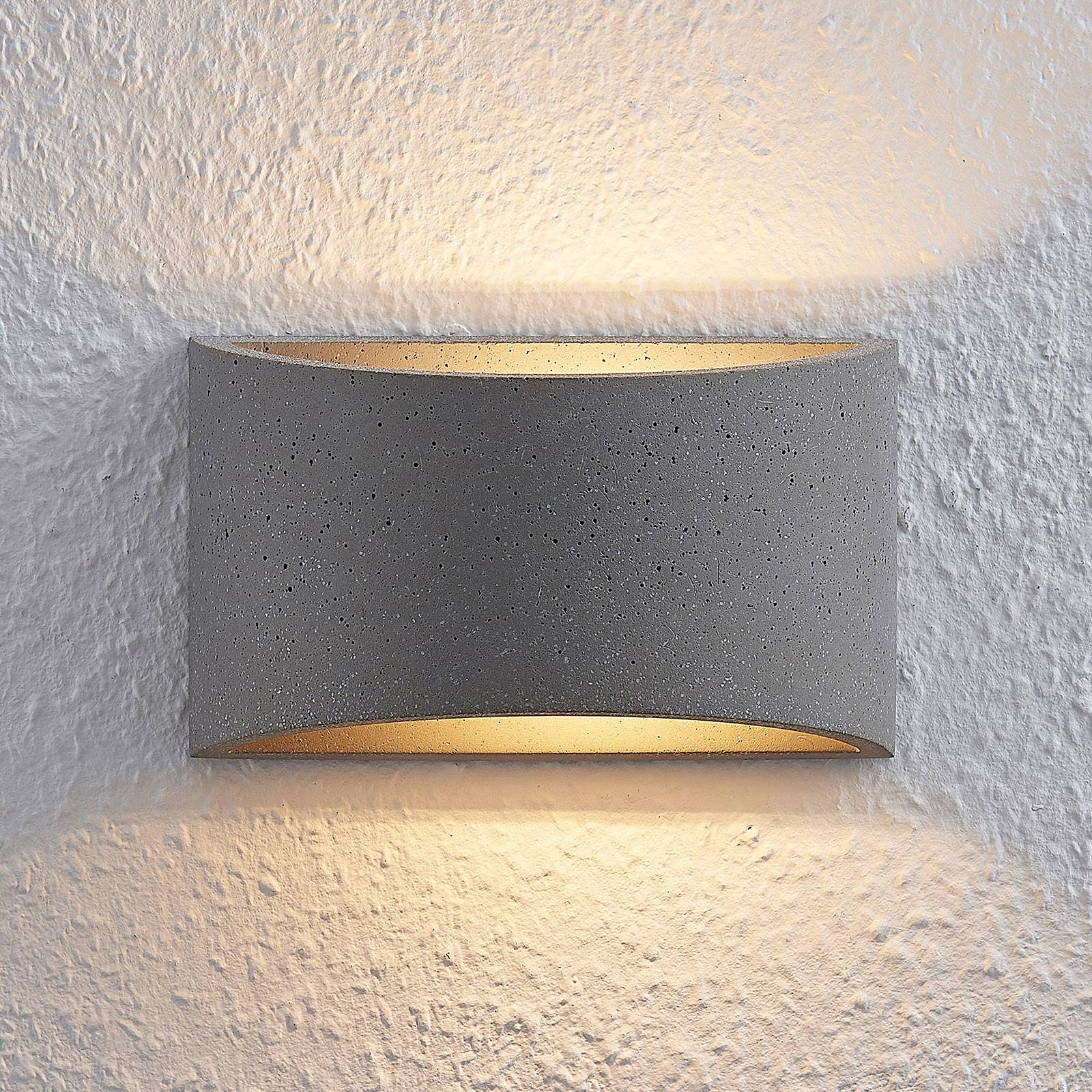 Lindby Edvin LED-seinävalaisin, puolipyöreä.