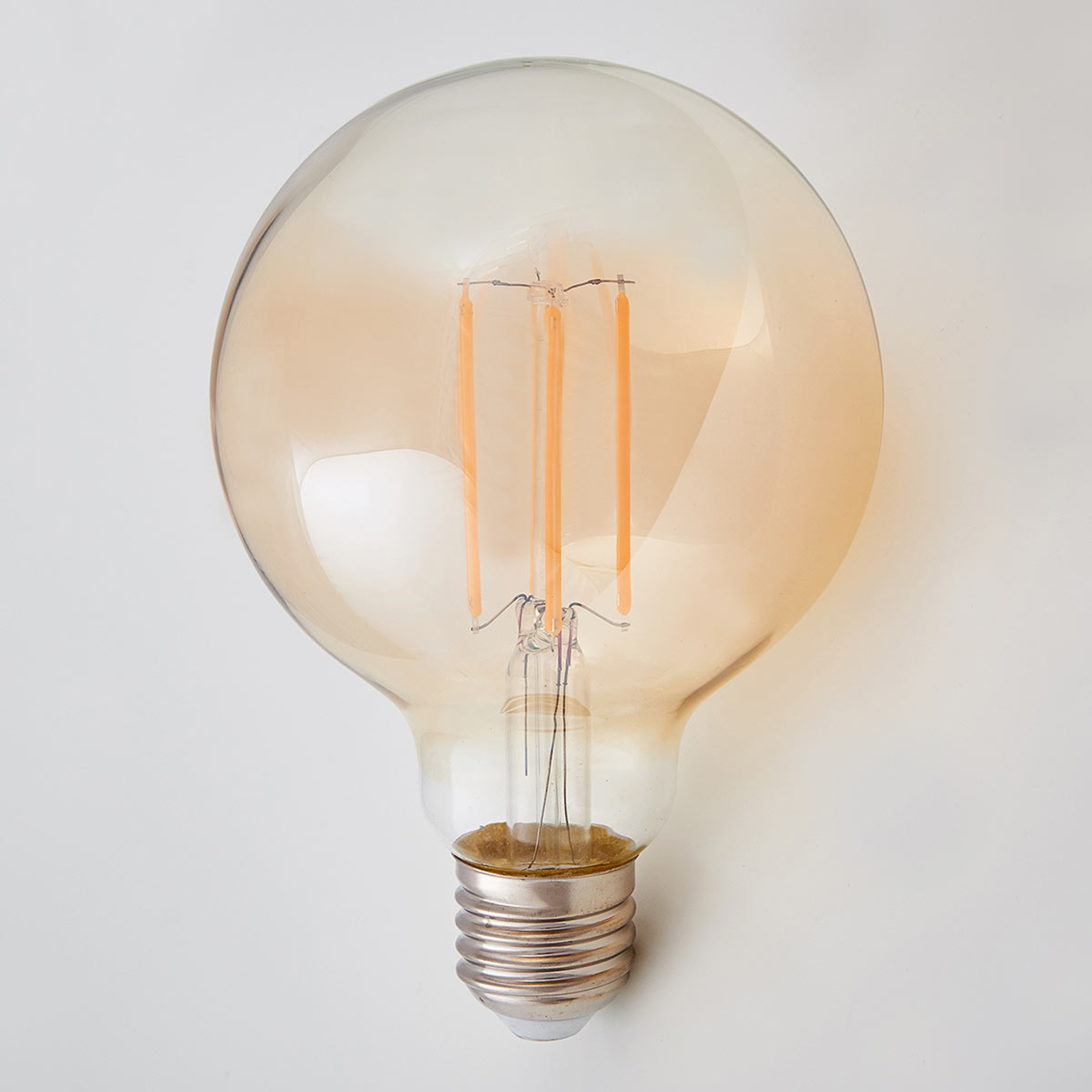 E27-LED-pallolamppu 6 W, 500 lm, ambra, 2 200 K