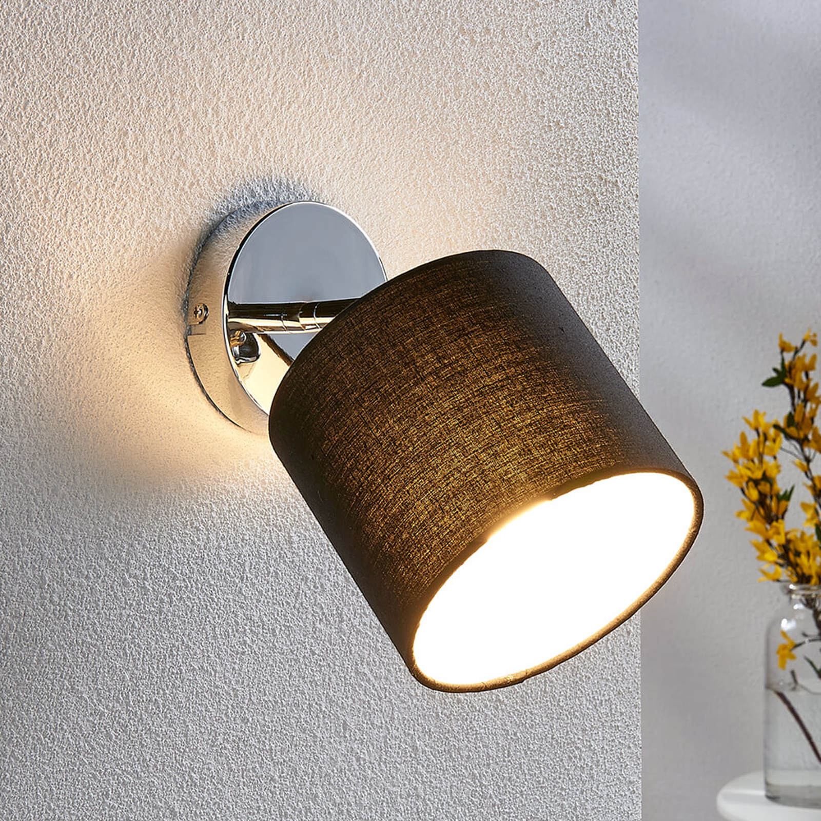 Mairi – LED-tekstiiliseinävalaisin, musta varj.