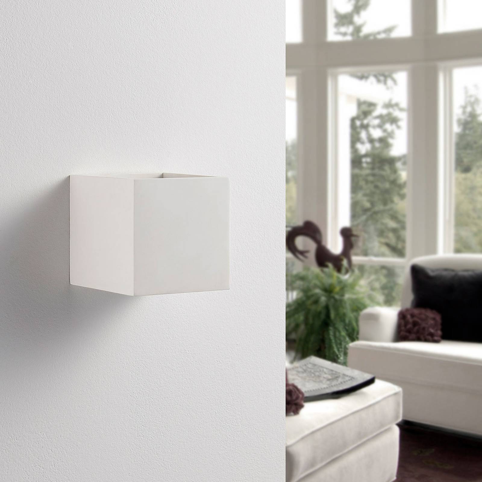 Kuutiomainen LED-seinävalaisin Kay, kipsiä